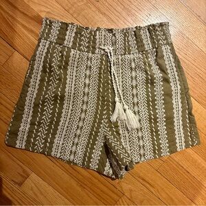 House of Harlow 1960 Linen Blend Embroidered Boho Tassel Shorts Olive Small